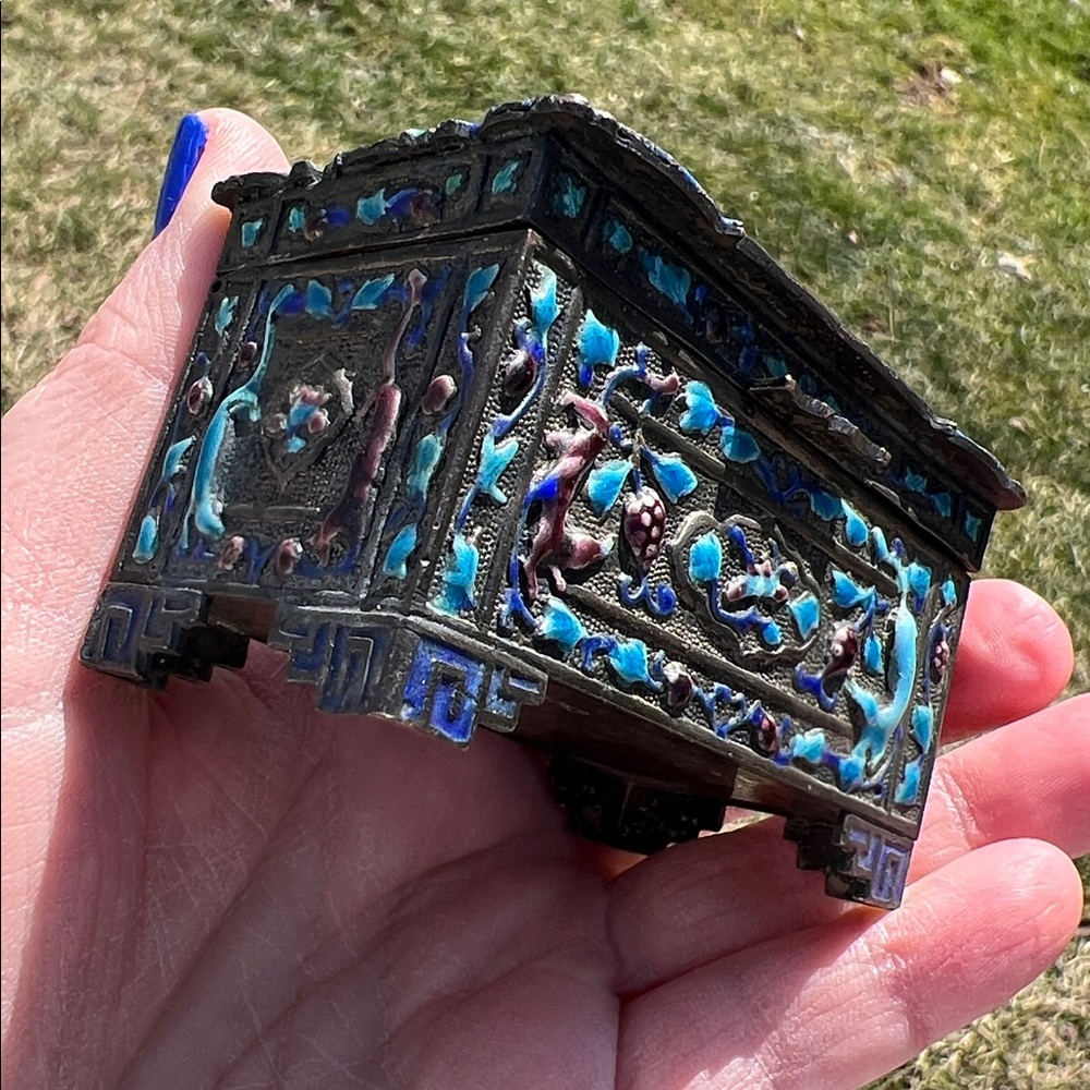 Antique Chinese Silver Plated Blue Purple Enamel Stamp Box Trinket Box - Picture 6 of 17